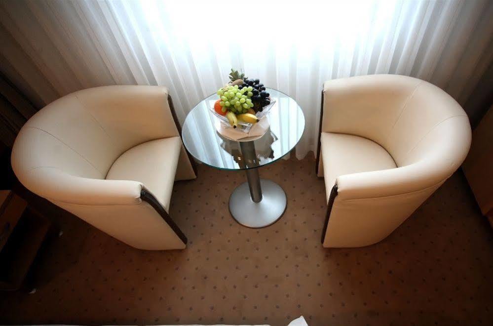 Hotel Zovko Zagreb Sesvete Eksteriør bilde